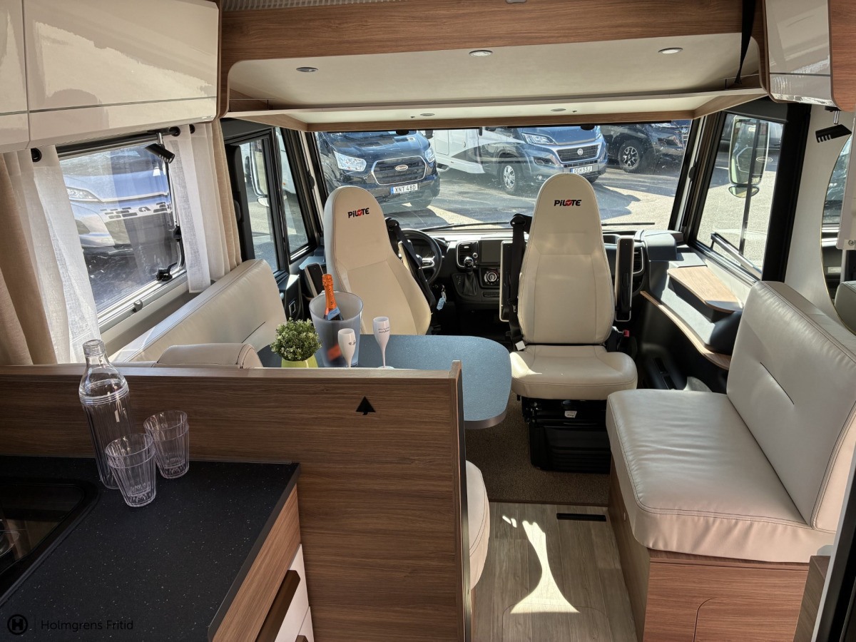 Pilote G 740C, bild 10 av 18