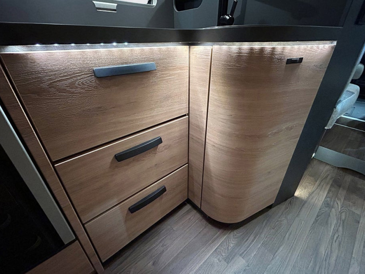 Knaus LVE I 700 MEG 180hk AUTOMAT LÅNGBÄDDAR ALDE 5-SITS, bild 15 av 55