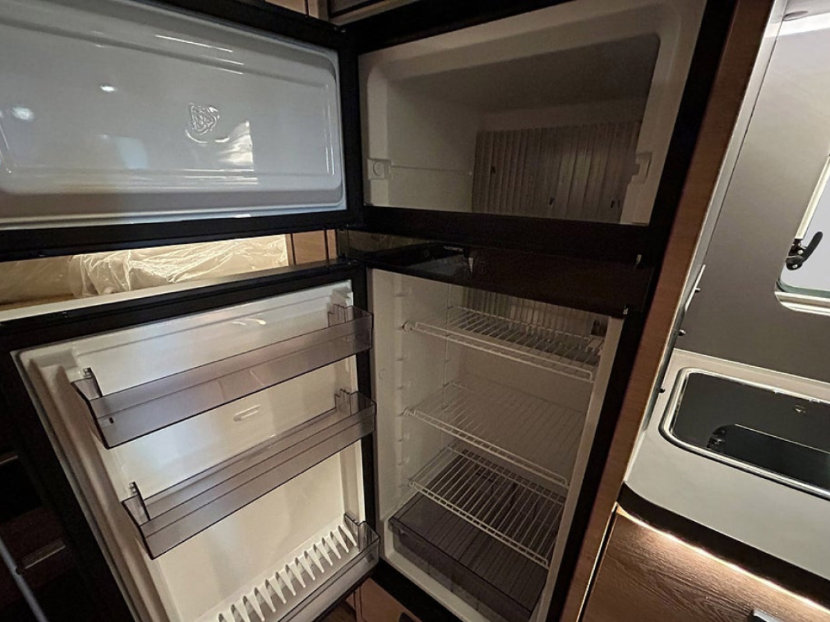 Knaus LVE I 700 MEG 180hk AUTOMAT LÅNGBÄDDAR ALDE 5-SITS, bild 18 av 55