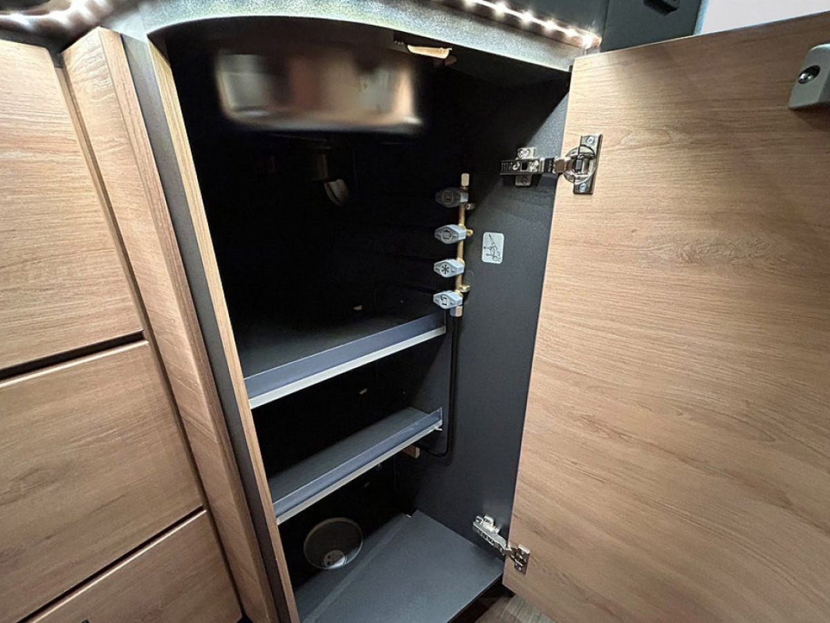 Knaus LVE I 700 MEG 180hk AUTOMAT LÅNGBÄDDAR ALDE 5-SITS, bild 20 av 55