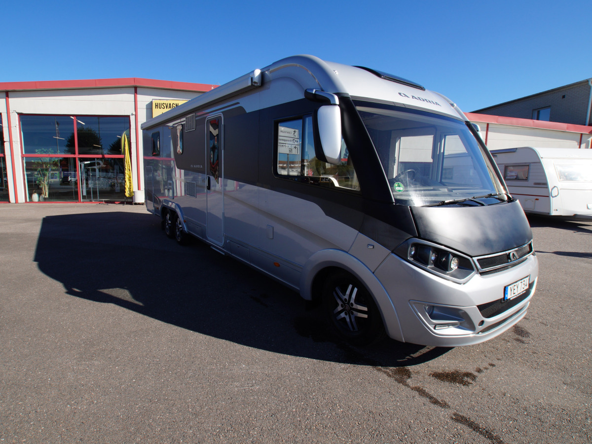 Adria SONIC SUPREME I 810, bild 2 av 19