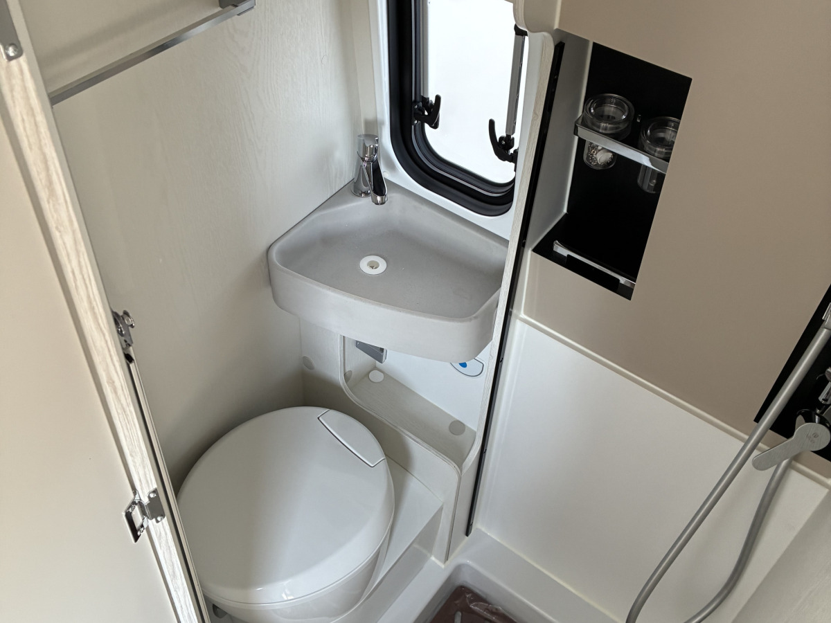 Karmann Davis 620 Lifestyle- Extra Öppet Lördag o Söndag-, bild 10 av 11