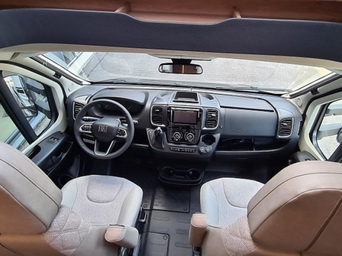Knaus Live Ti 650 MEG Black Selection Kampanjbil, bild 5 av 14