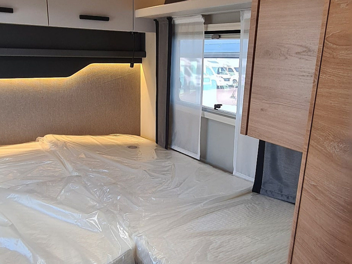 Knaus Live Ti 650 MEG Black Selection Kampanjbil, bild 11 av 14