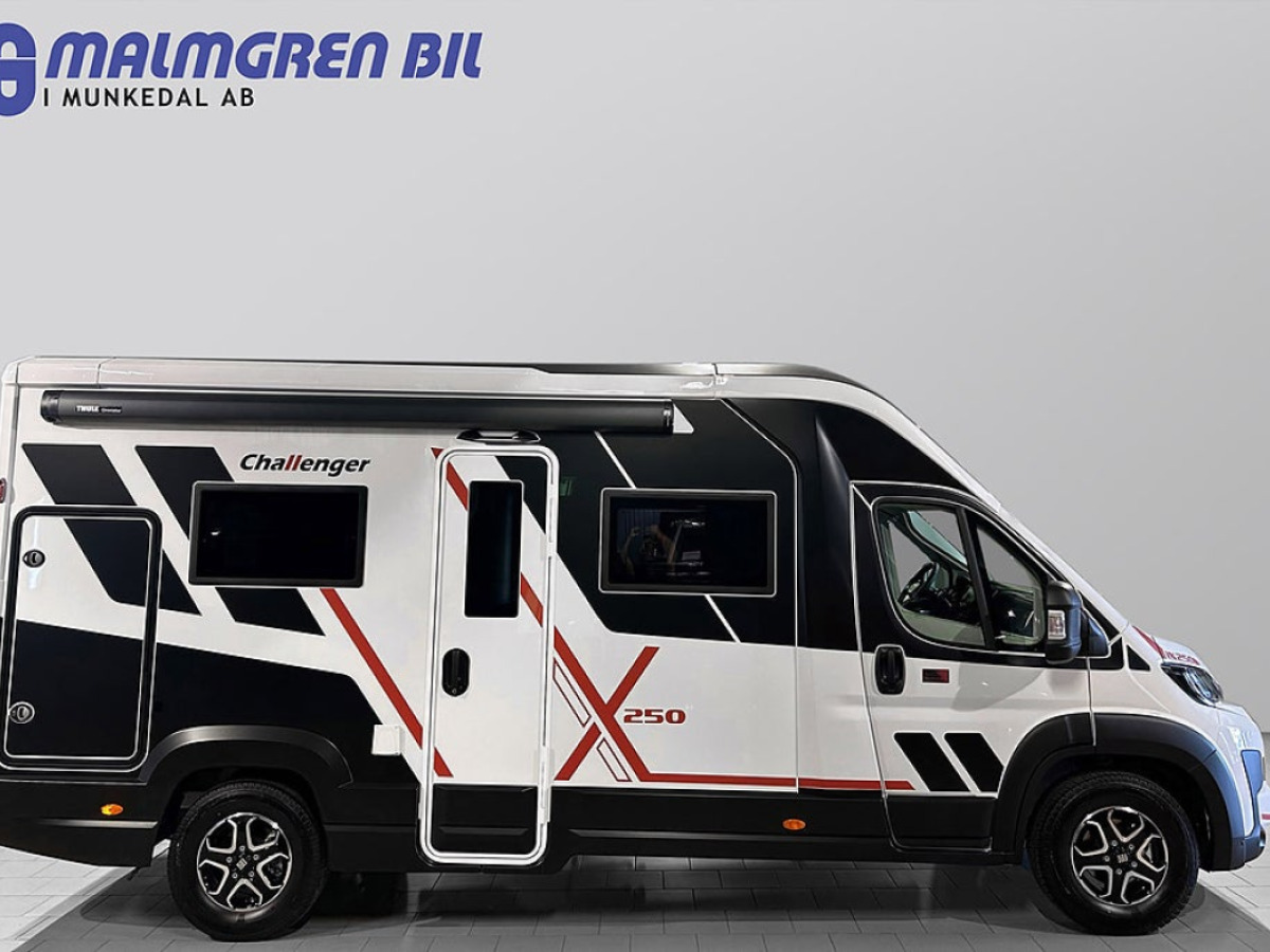 CHALLENGER X250 OPEN EDITION AUTOMAT ADAPTIV FARTHÅLLARE 636cm lång, bild 2 av 45