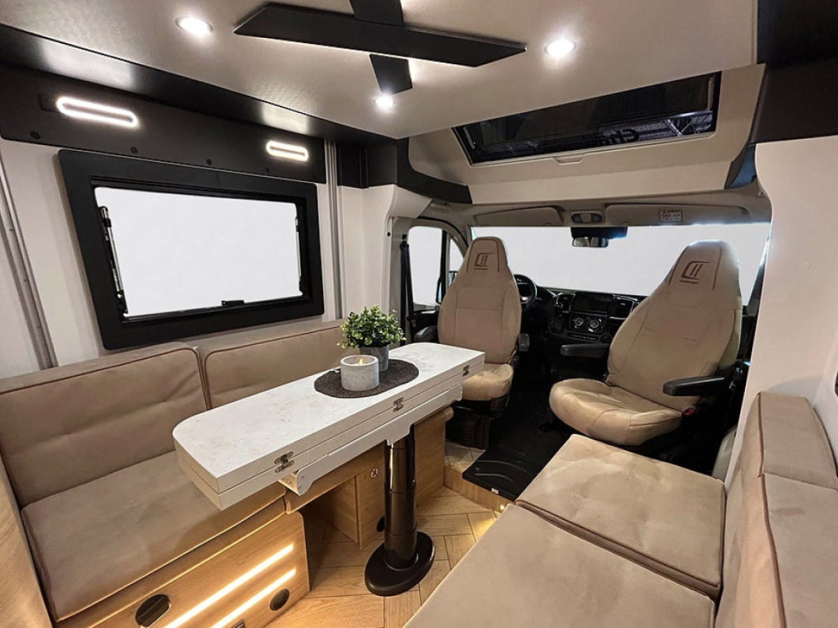 CHALLENGER X250 OPEN EDITION AUTOMAT ADAPTIV FARTHÅLLARE 636cm lång, bild 5 av 45