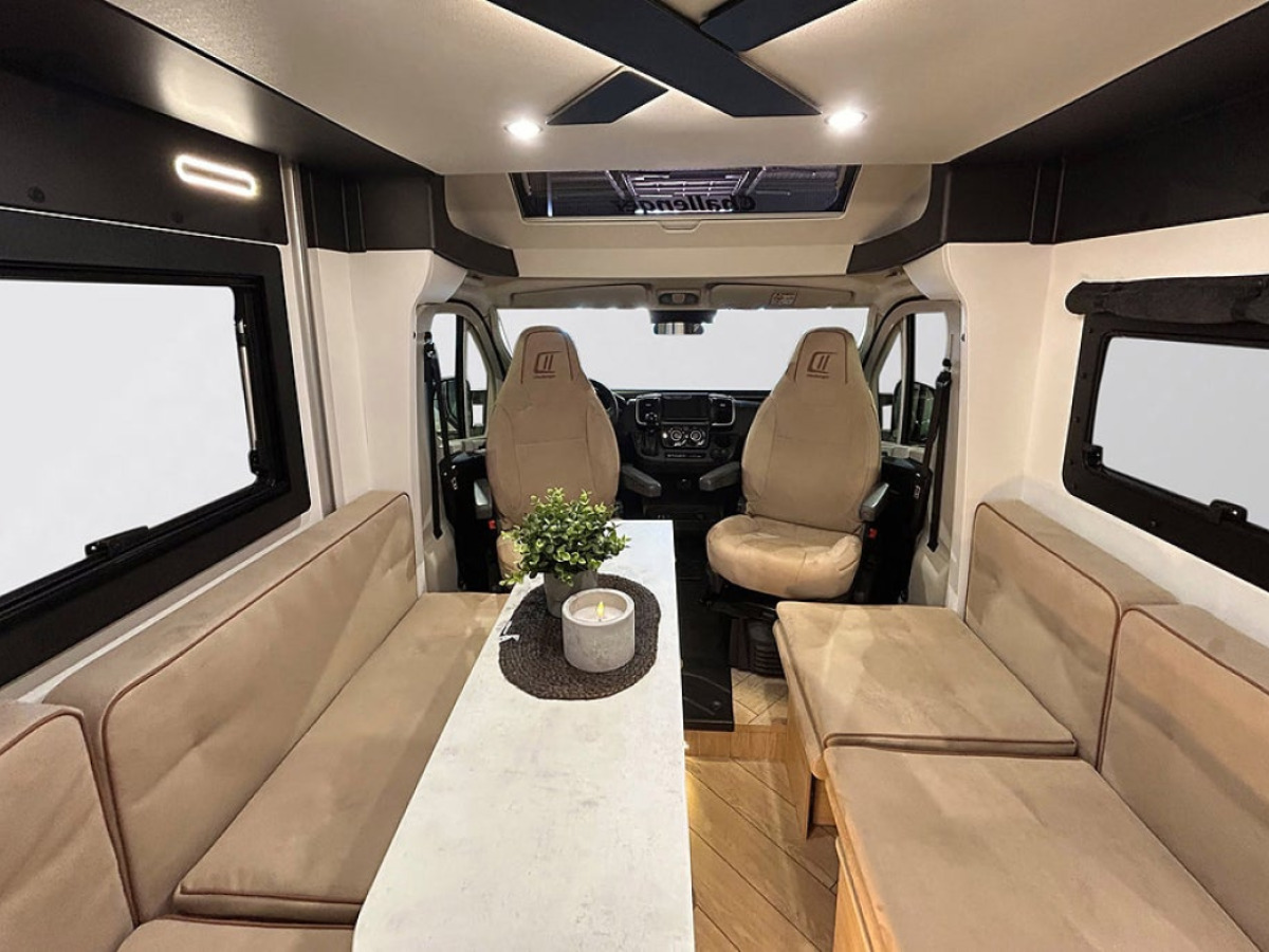CHALLENGER X250 OPEN EDITION AUTOMAT ADAPTIV FARTHÅLLARE 636cm lång, bild 6 av 45