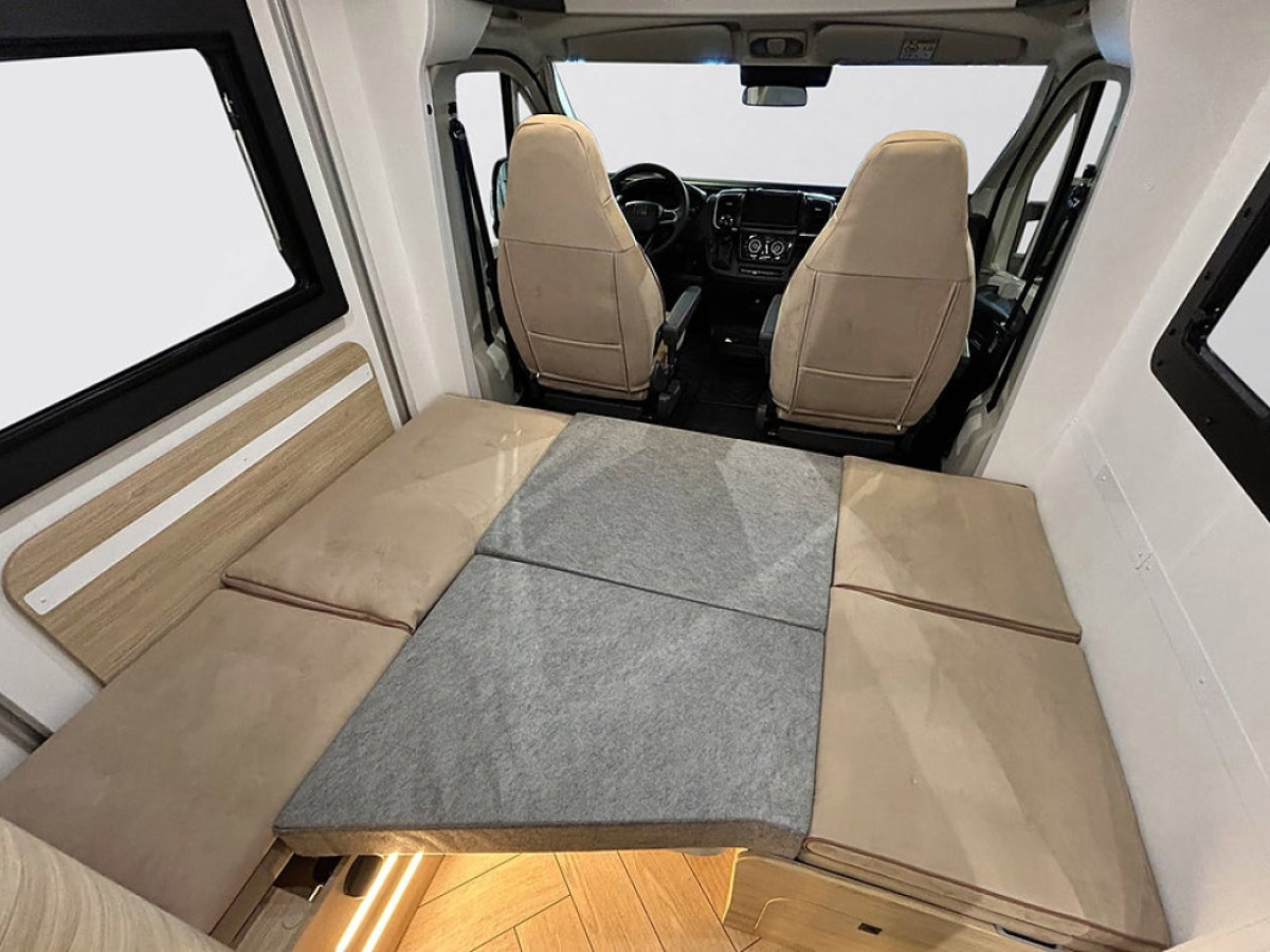 CHALLENGER X250 OPEN EDITION AUTOMAT ADAPTIV FARTHÅLLARE 636cm lång, bild 13 av 45