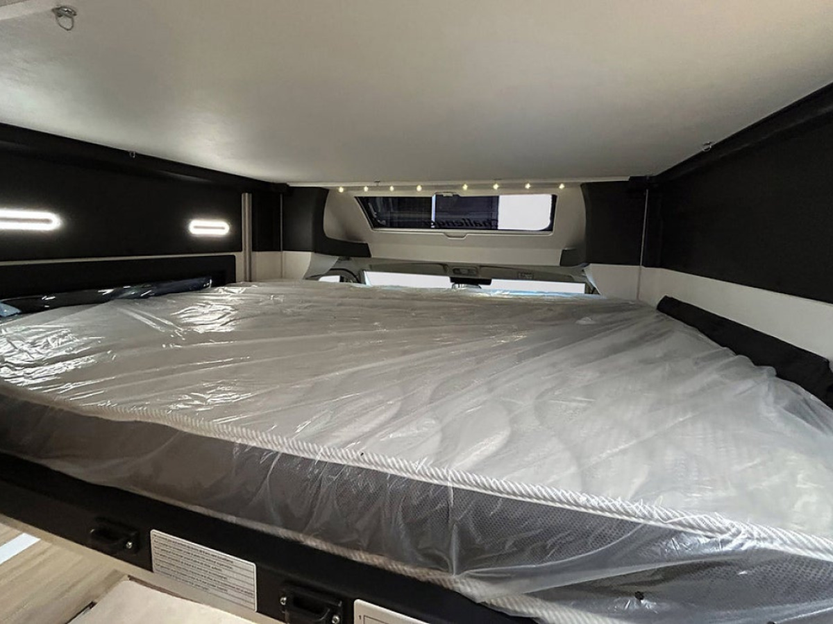 CHALLENGER X250 OPEN EDITION AUTOMAT ADAPTIV FARTHÅLLARE 636cm lång, bild 17 av 45