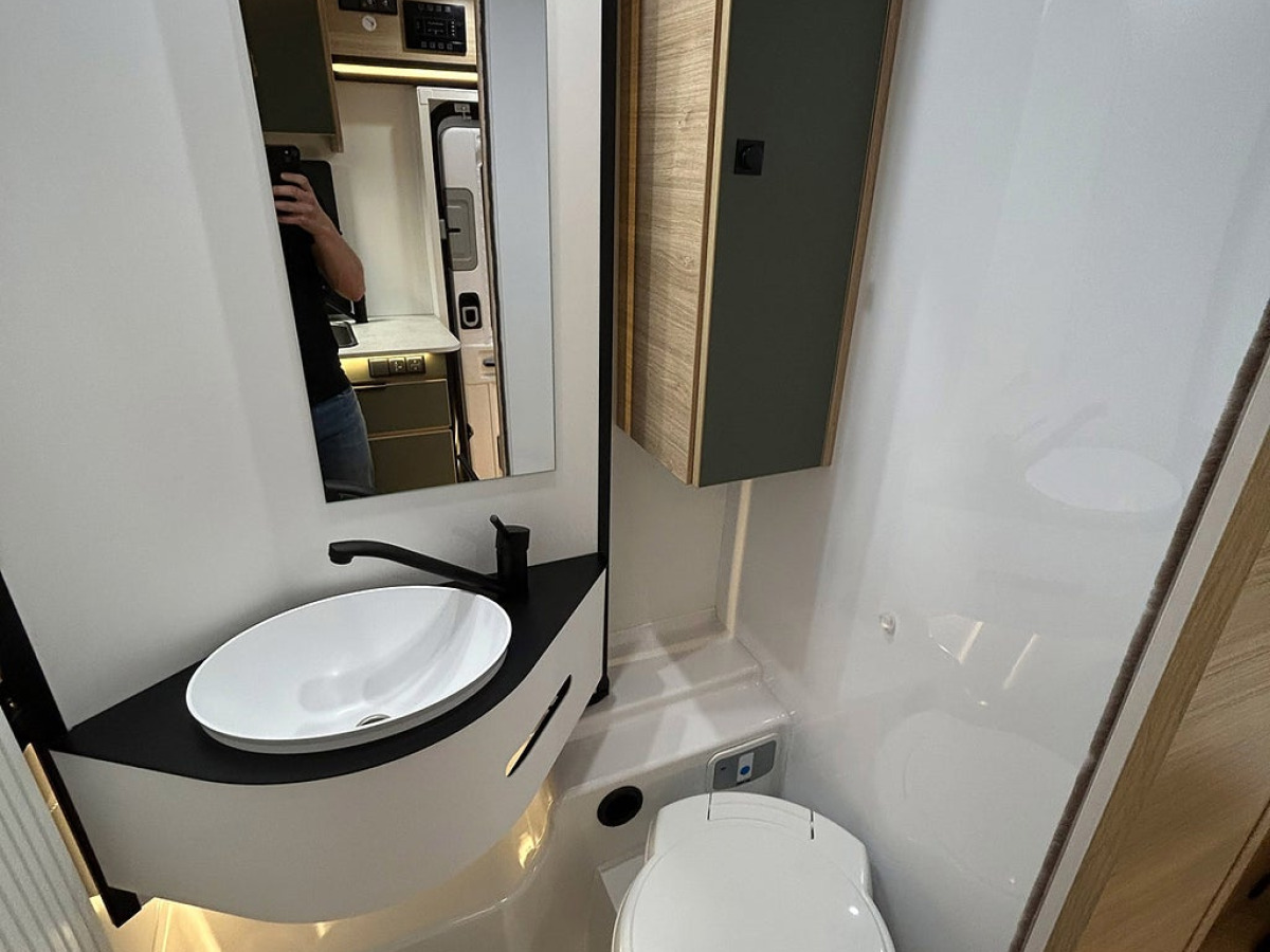 CHALLENGER X250 OPEN EDITION AUTOMAT ADAPTIV FARTHÅLLARE 636cm lång, bild 23 av 45