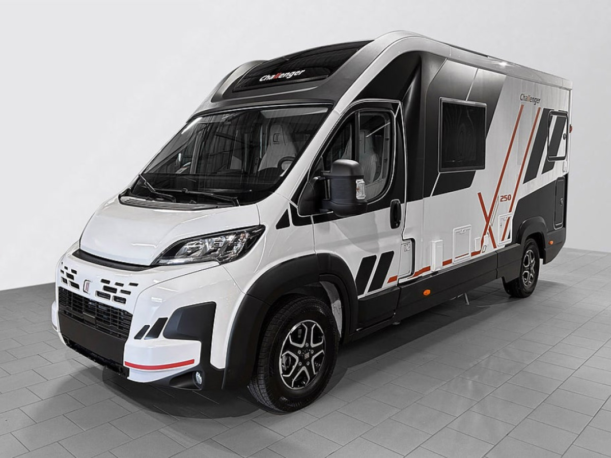 CHALLENGER X250 OPEN EDITION AUTOMAT ADAPTIV FARTHÅLLARE 636cm lång, bild 43 av 45