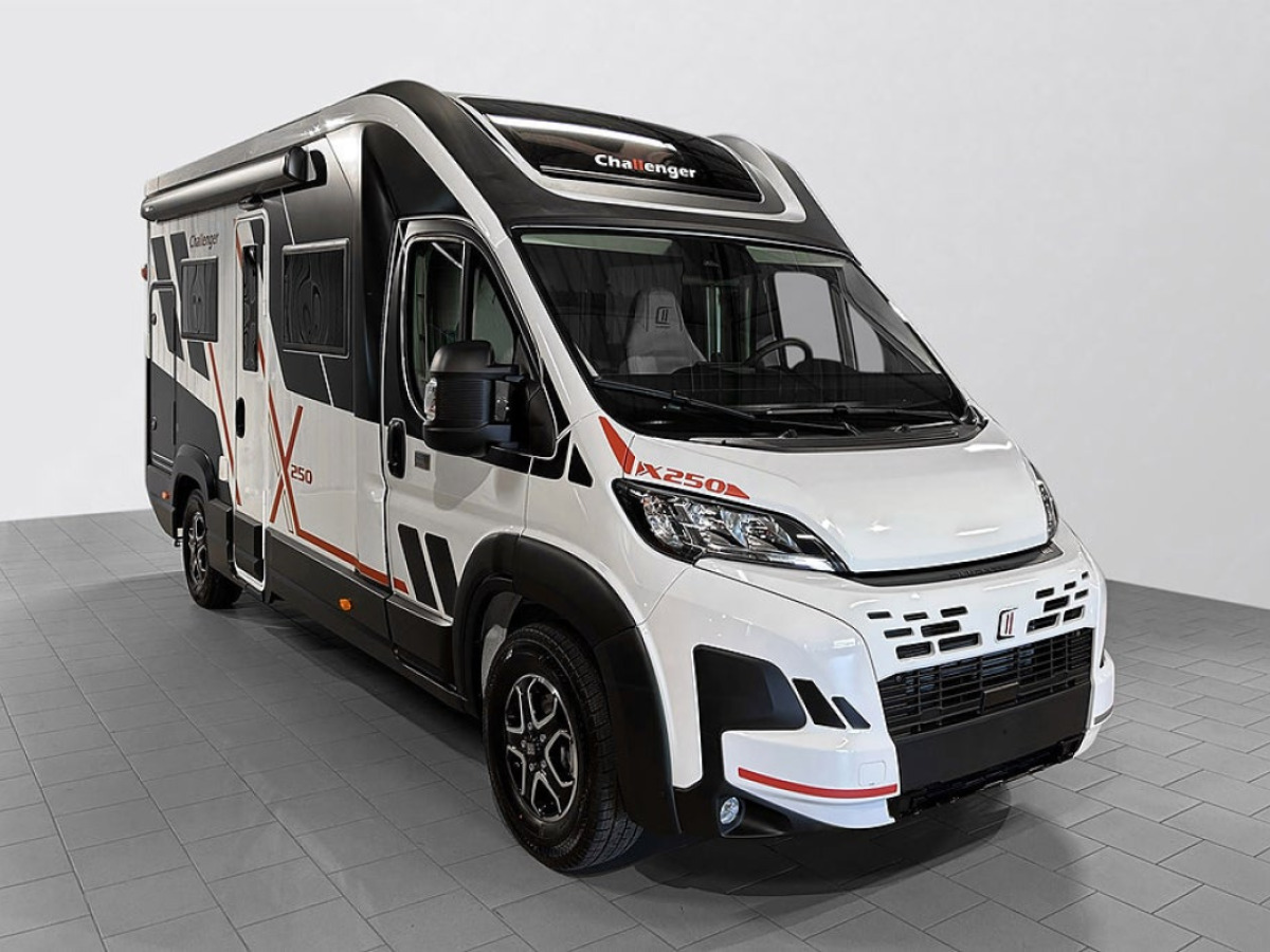 CHALLENGER X250 OPEN EDITION AUTOMAT ADAPTIV FARTHÅLLARE 636cm lång, bild 45 av 45