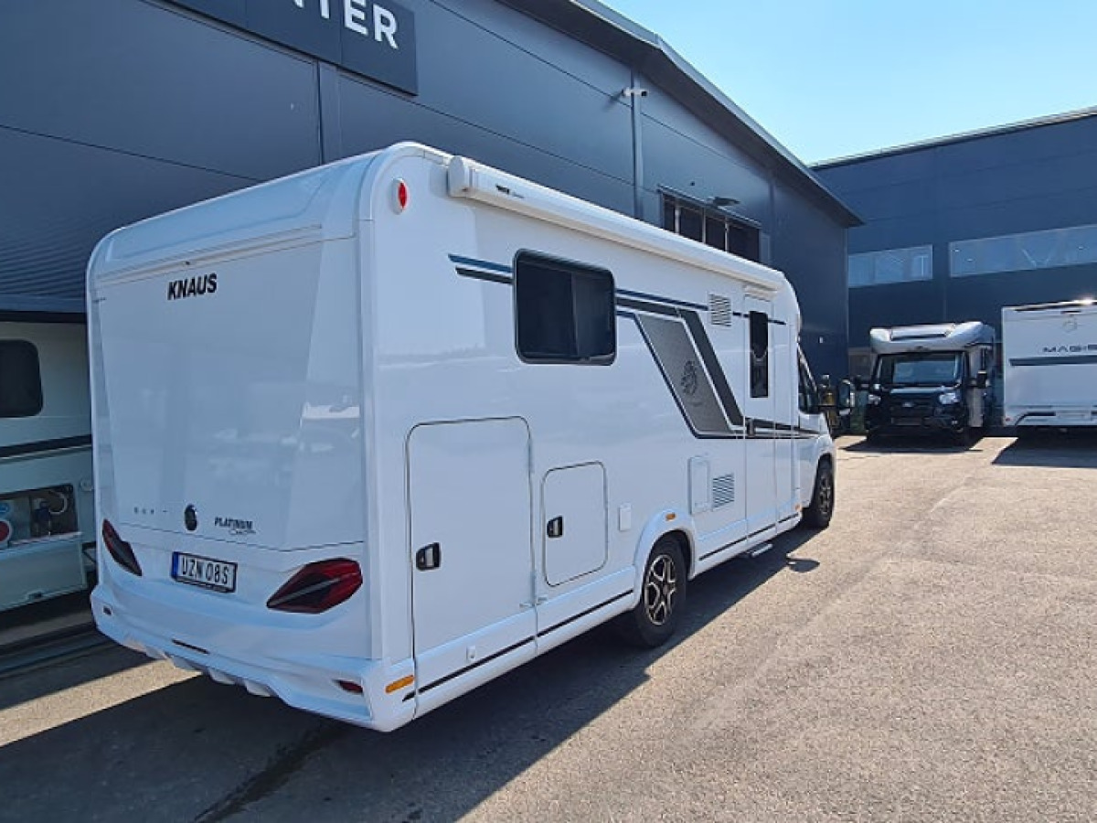 Knaus 700 Meg Sky Ti automat, långbädd, solceller, bild 2 av 18