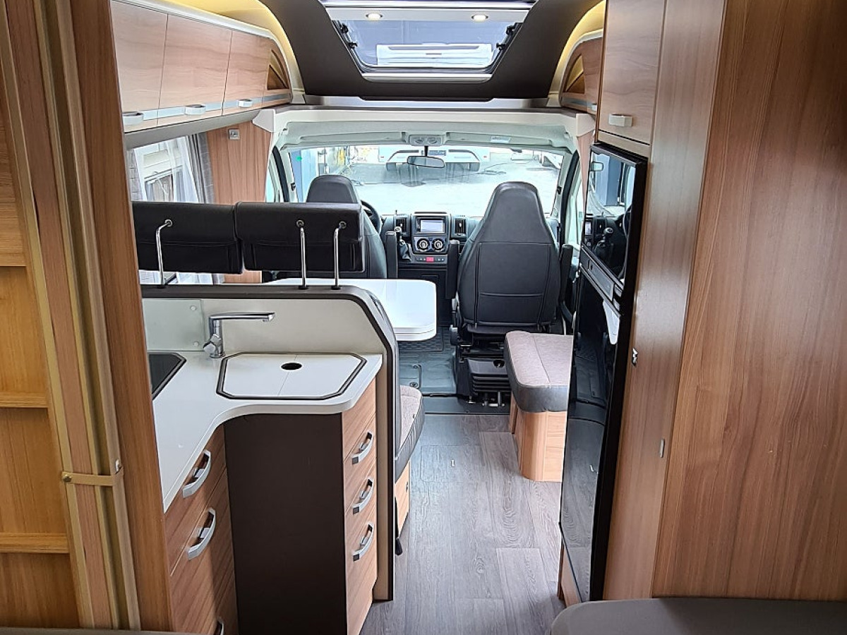 Adria Coral 670 SL Nordkapp Edt, bild 12 av 14