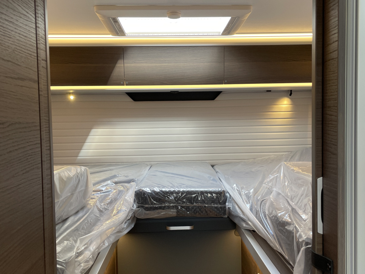 Adria CORAL SUPREME 670 SL, bild 14 av 15