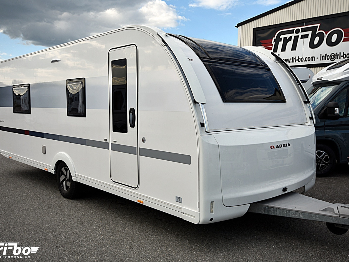 Adria 613 HT Adora, Långbäddar, bild 1 av 28