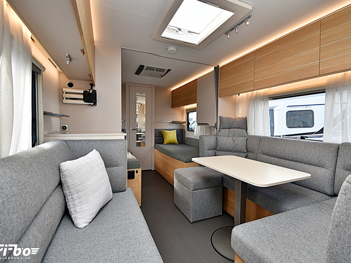 Adria 613 HT Adora, Långbäddar, bild 6 av 28
