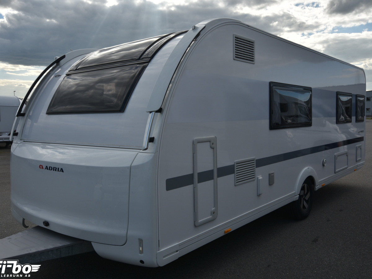 Adria 613 HT Adora, Långbäddar, bild 27 av 28