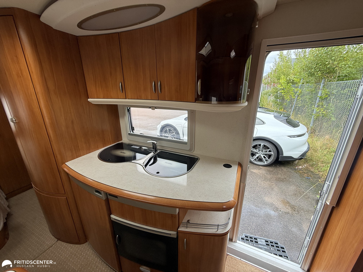 Hobby 560 KMFE Excellent Barnkammare / Alde Värme, bild 7 av 26