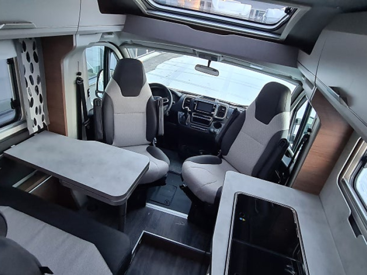 Knaus Van Ti 550 MF Vansation Automatlåda under 6m, bild 8 av 13