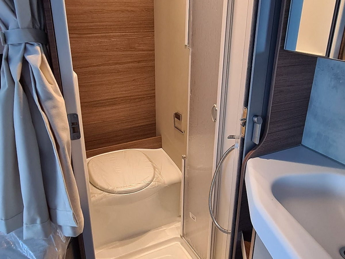 Knaus Van Ti 550 MF Vansation Automatlåda under 6m, bild 12 av 13