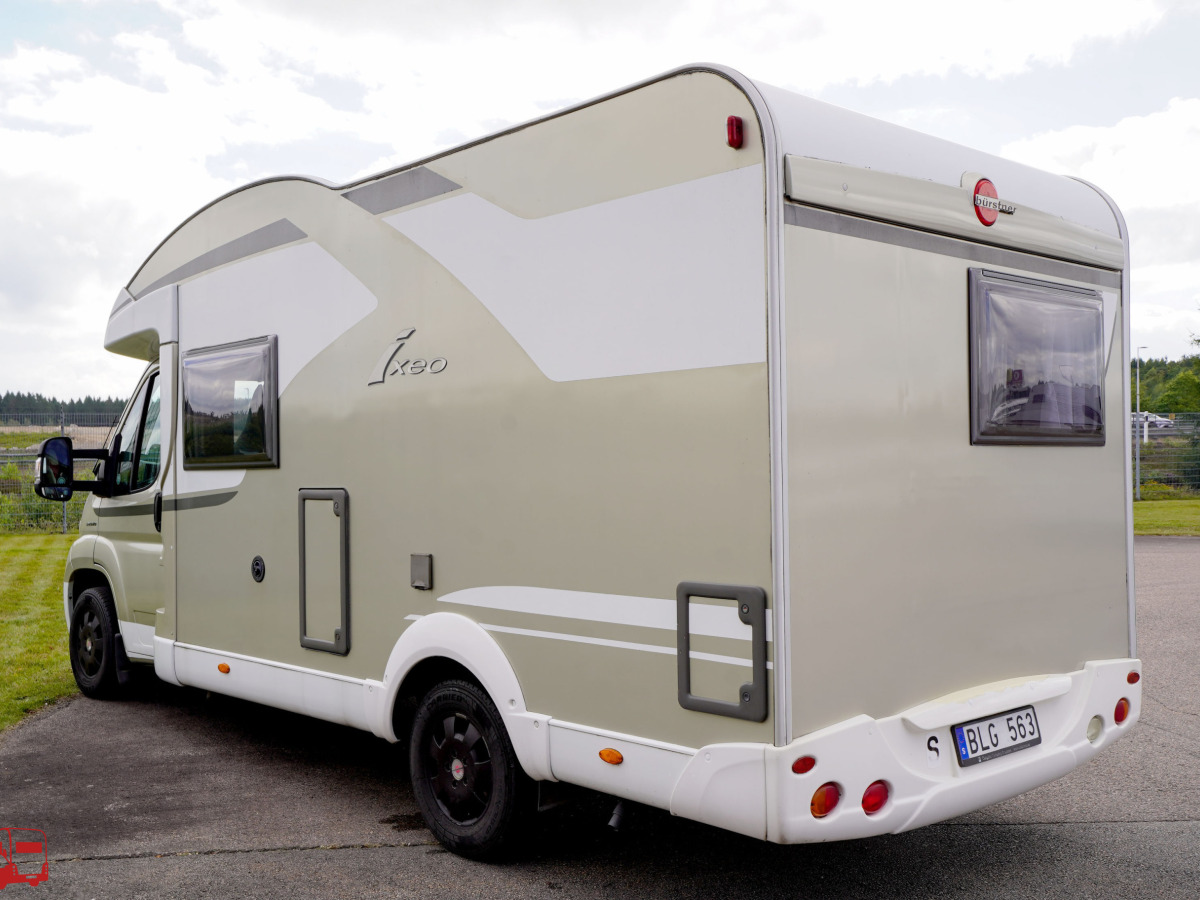 Bürstner Ixeo T 634 Taksäng Fransk säng AC x2, bild 2 av 39