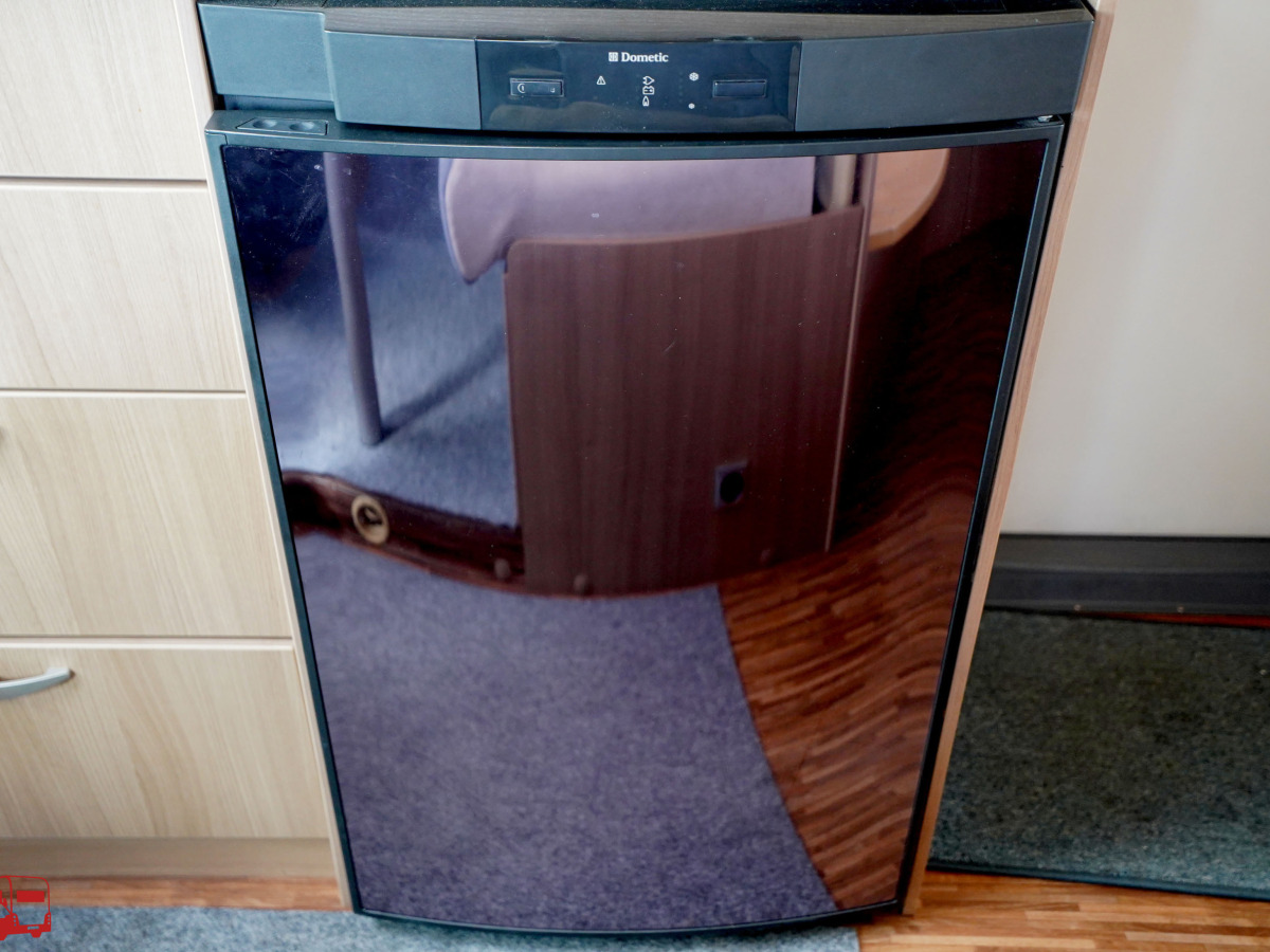 Bürstner Ixeo T 634 Taksäng Fransk säng AC x2, bild 31 av 39