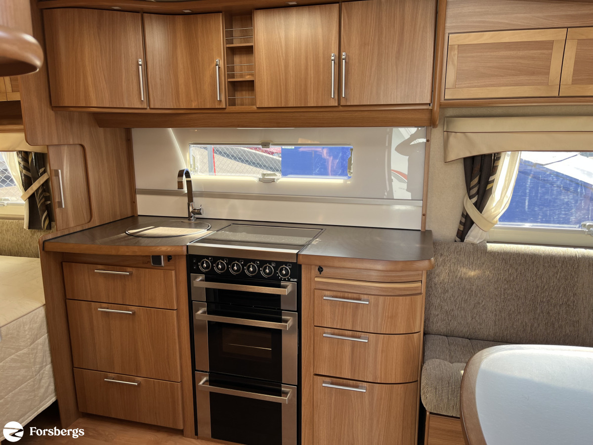 KABE Royal 520 XL KS // Välutrustad, i fint skick redo för nya äventyr, bild 7 av 17