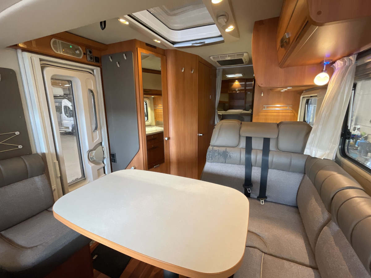 Hymer Exsis 688, bild 10 av 16