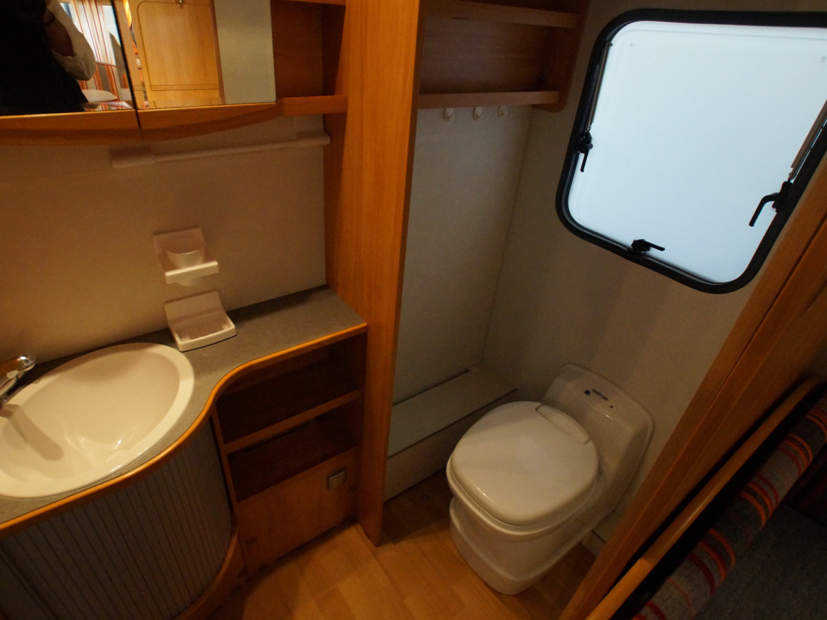 Adria ADORA 542 UT, bild 6 av 9
