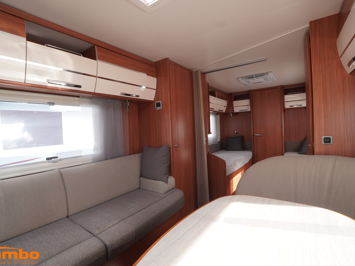 Adria ALPINA 743 HT Frontkök Alde Ugn, bild 13 av 20