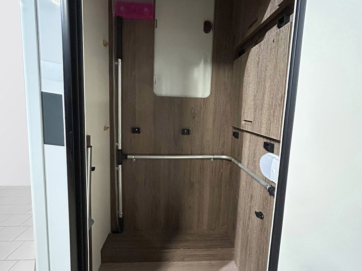 Ci MAGIS 82 XT LÅGA LÅNGBÄDDAR TOA BAK ALDE VÄRME 165HK AUTOMAT, bild 22 av 36