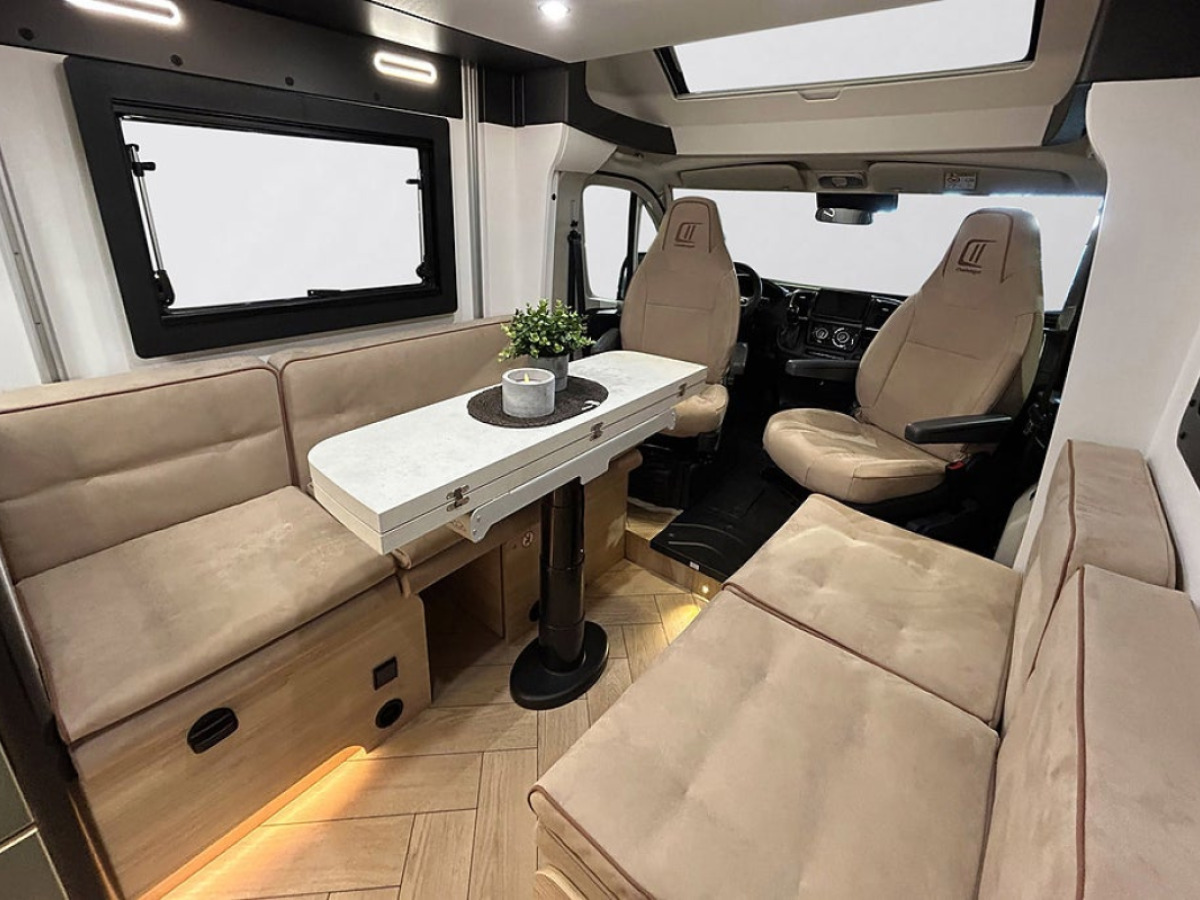 CHALLENGER X150 OPEN EDITION AUTOMAT ADAPTIV FARTHÅLLARE 599cm lång, bild 6 av 39