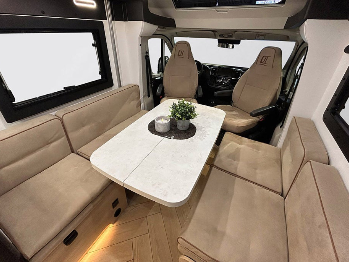 CHALLENGER X150 OPEN EDITION AUTOMAT ADAPTIV FARTHÅLLARE 599cm lång, bild 12 av 39