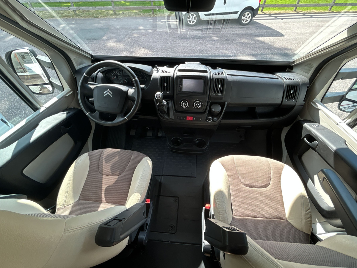 Adria CORAL XL A 670 DK, bild 6 av 39