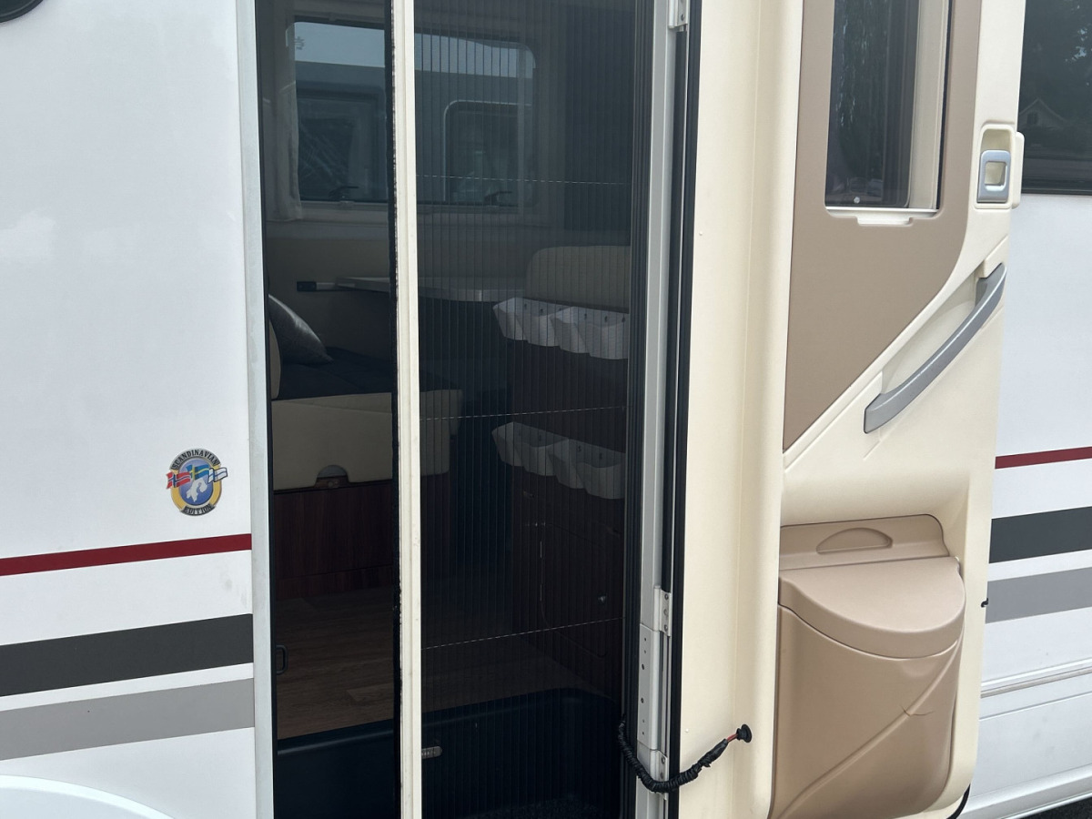 Adria CORAL XL A 670 DK, bild 8 av 39