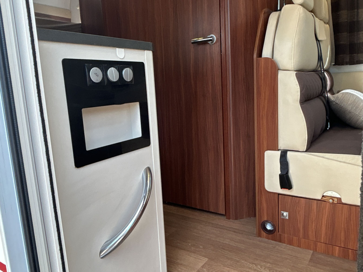 Adria CORAL XL A 670 DK, bild 14 av 39