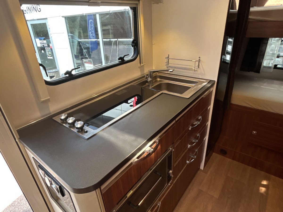 Adria CORAL XL A 670 DK, bild 24 av 39
