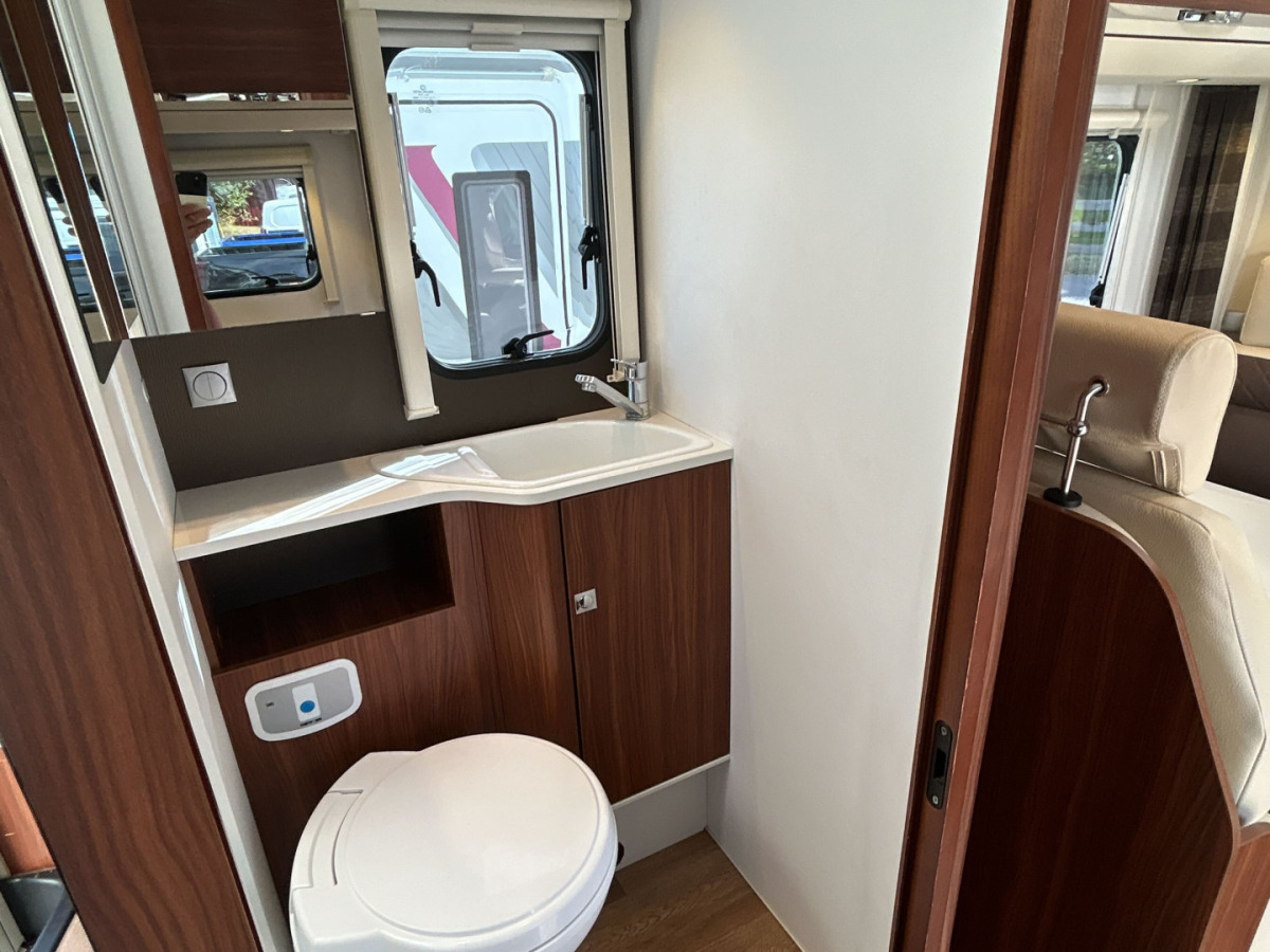 Adria CORAL XL A 670 DK, bild 29 av 39