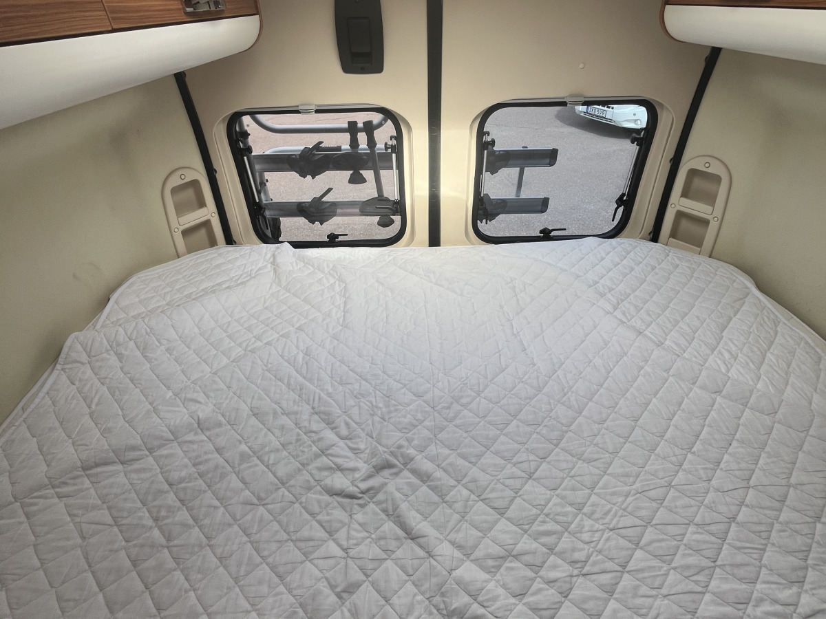 Adria TWIN 600 SPT / Solcell / Takfläkt / 200AH Lithium, bild 9 av 15