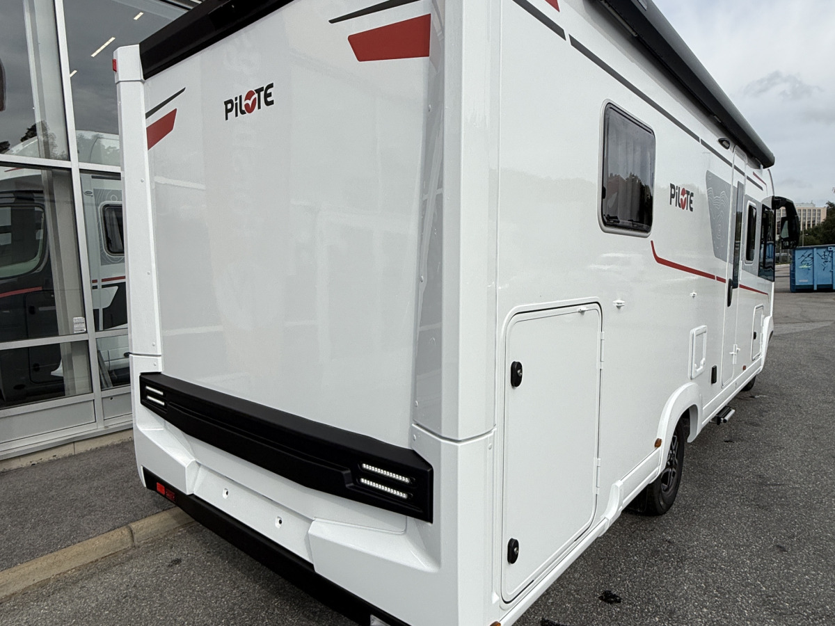 Pilote NYA G740 FC EVIDENC inkl. Inverter / ALDE Diesel / LITHIUM / AUTOMAT / 180HK / Finns hemma nu, bild 3 av 20
