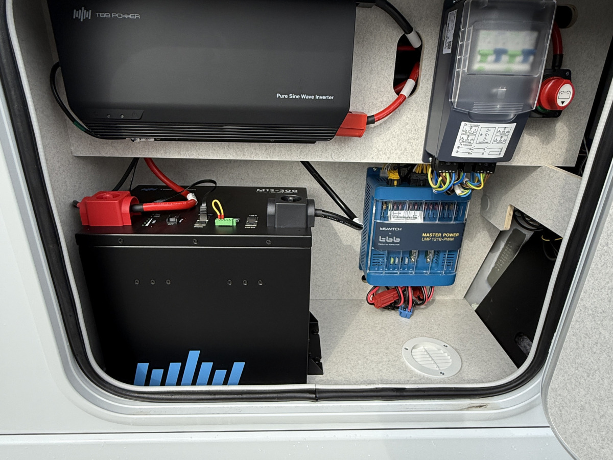 Pilote NYA G740 FC EVIDENC inkl. Inverter / ALDE Diesel / LITHIUM / AUTOMAT / 180HK / Finns hemma nu, bild 6 av 20