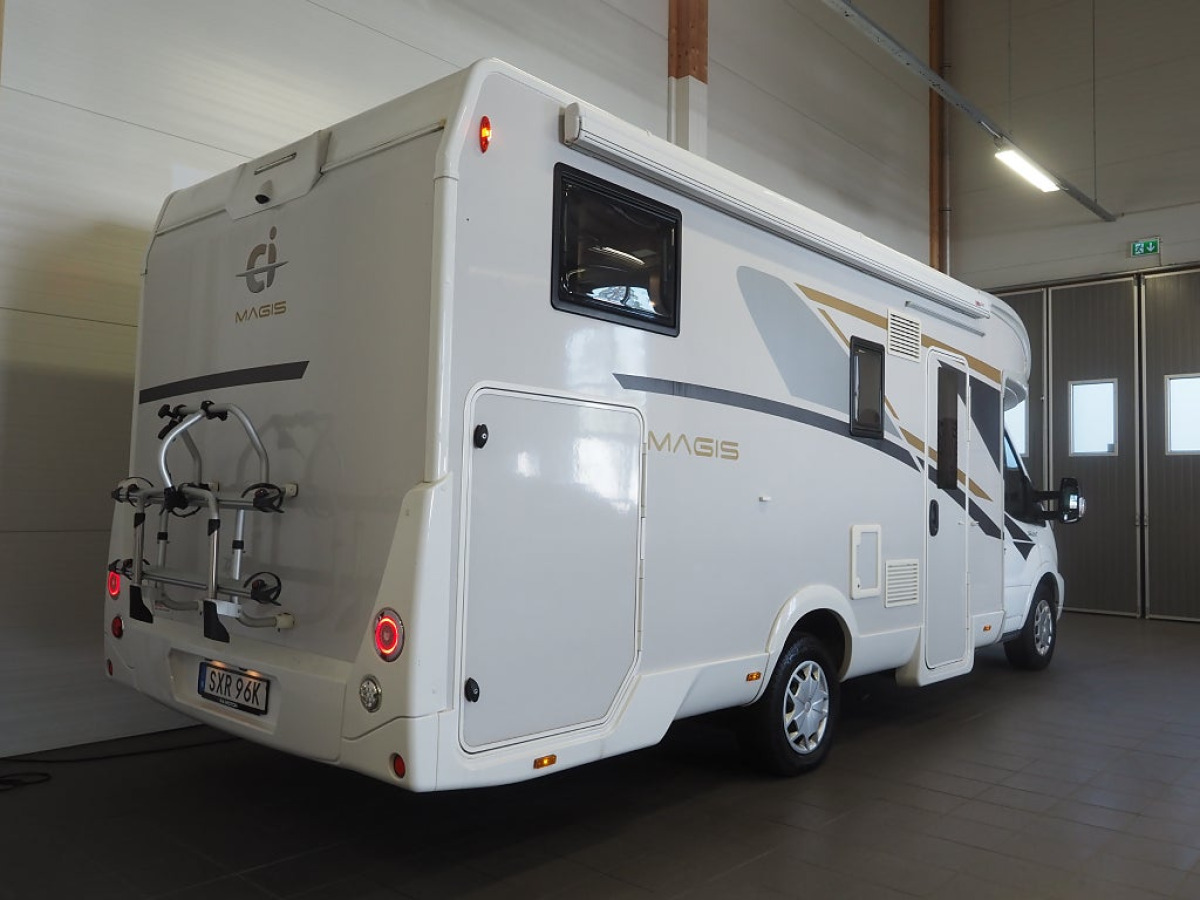 Ci Magis 84 XT 160hk Automat Långbädd Markis Taksäng Solcell, bild 4 av 21