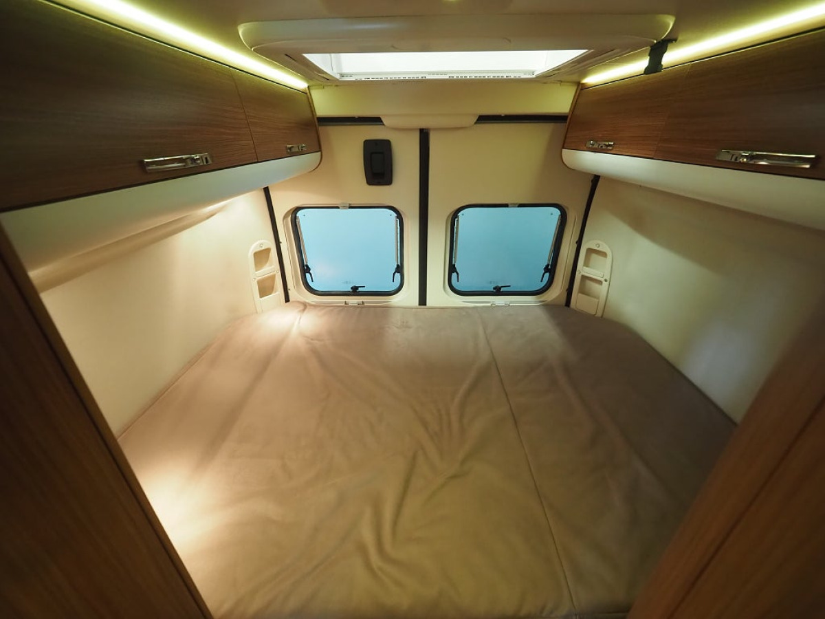 Adria Twin SP 120hk Markis Dragkrok Under 6m Plåtis, bild 11 av 18