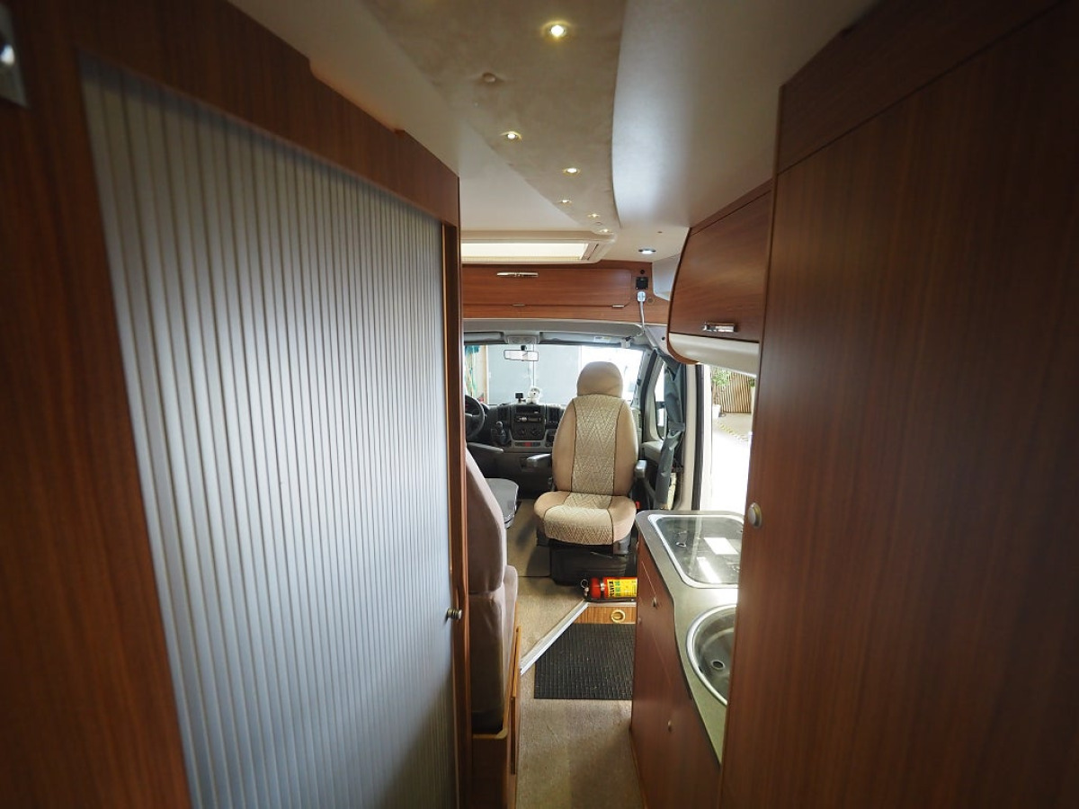 Adria Twin SP 120hk Markis Dragkrok Under 6m Plåtis, bild 17 av 18