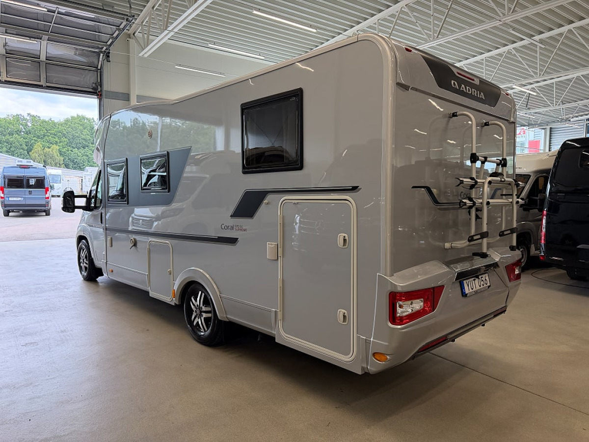 Adria Coral 670 SC Supreme *AC*Solcell*Automat*, bild 4 av 18