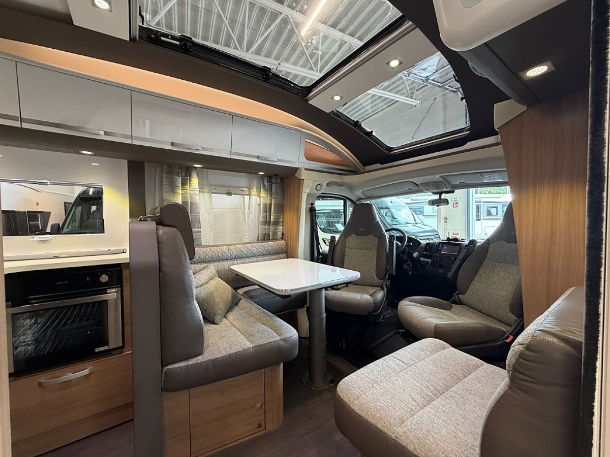 Adria Coral 670 SC Supreme *AC*Solcell*Automat*, bild 6 av 18