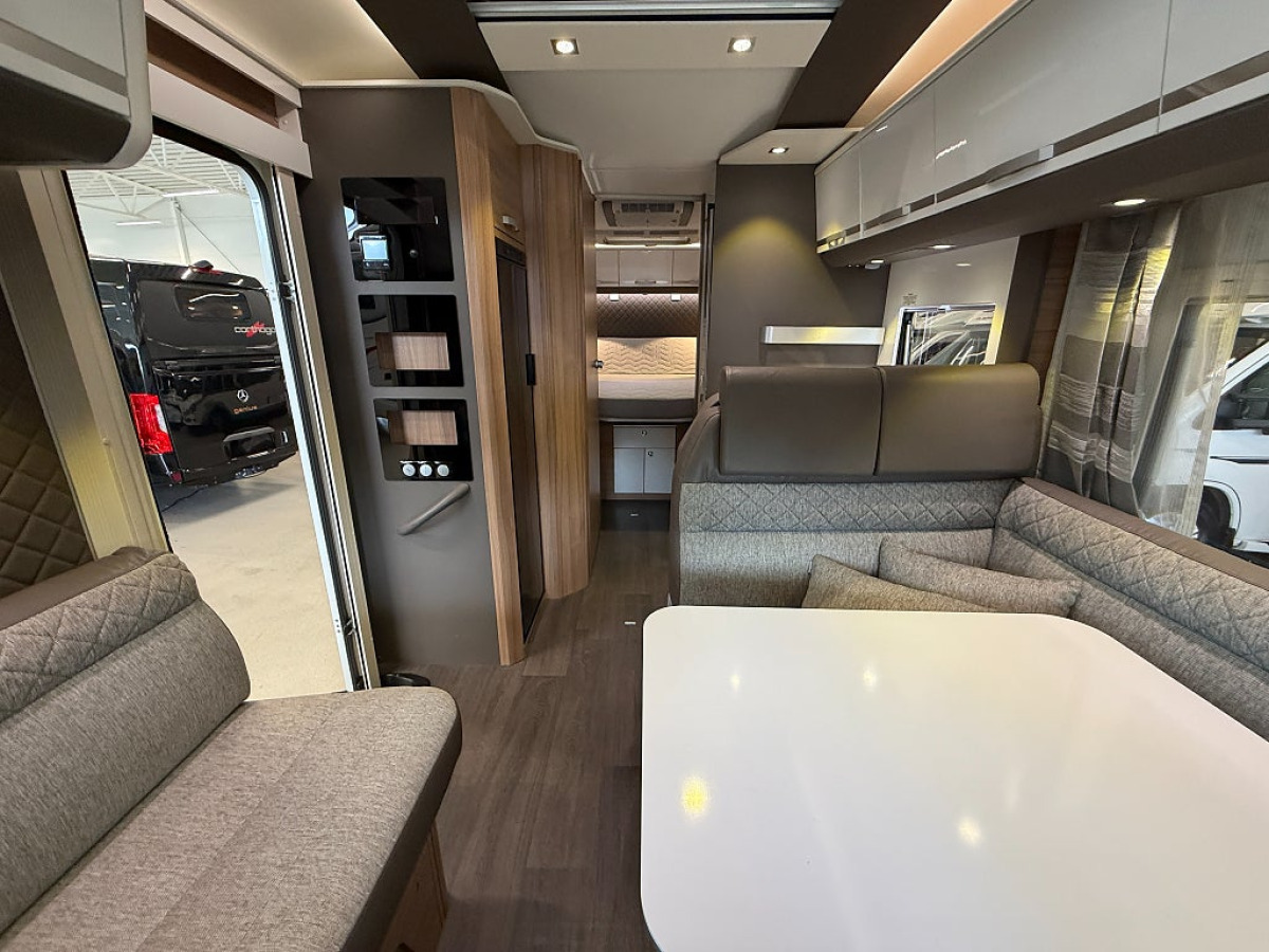 Adria Coral 670 SC Supreme *AC*Solcell*Automat*, bild 9 av 18