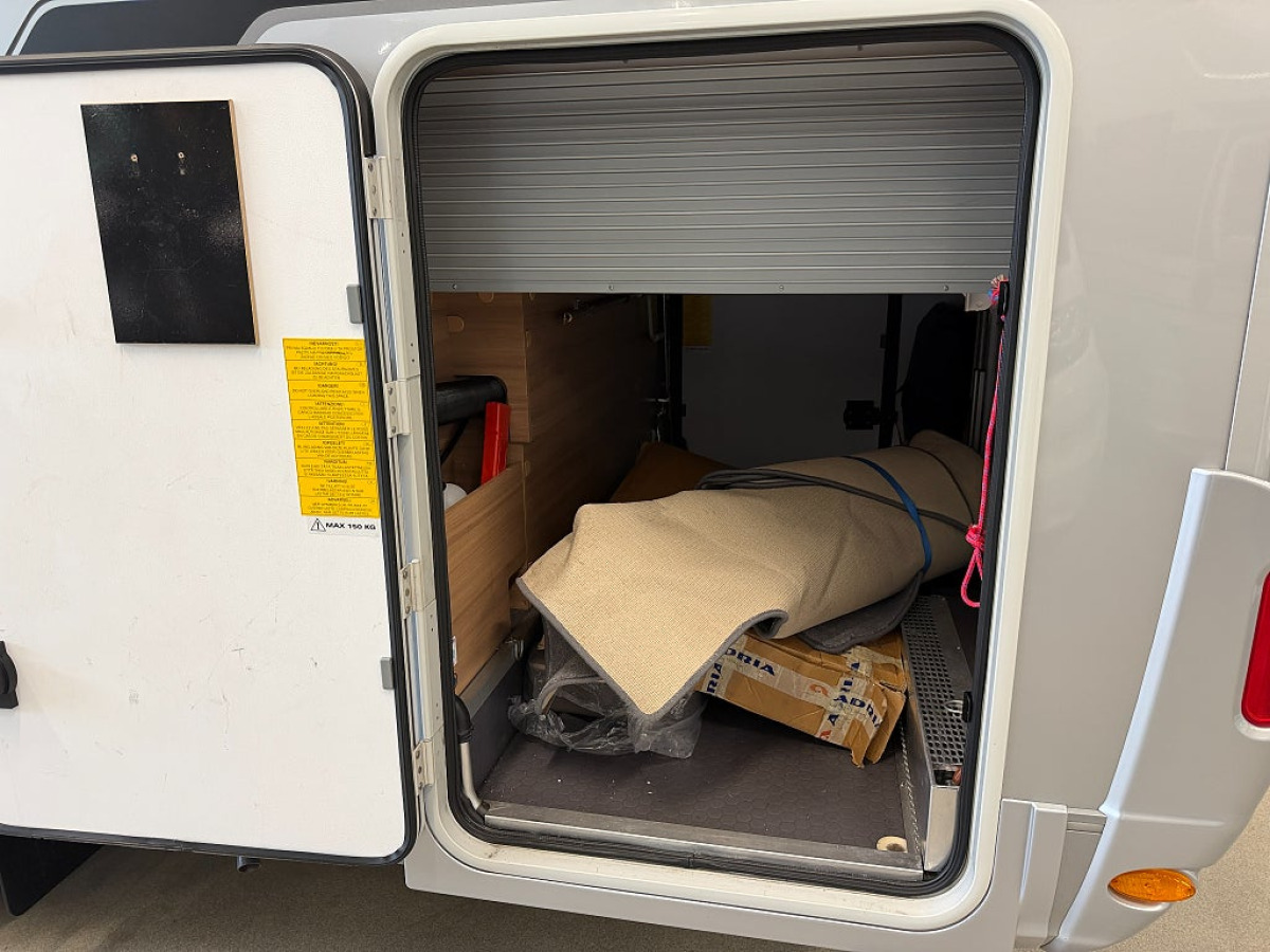 Adria Coral 670 SC Supreme *AC*Solcell*Automat*, bild 17 av 18