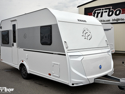 Knaus 450 FU Sport, Dubbelbädd